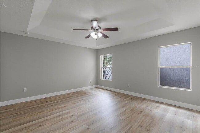 Building Photo - 13550 Laranja St