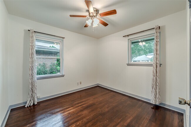 Building Photo - 4606 Nina Lee Ln