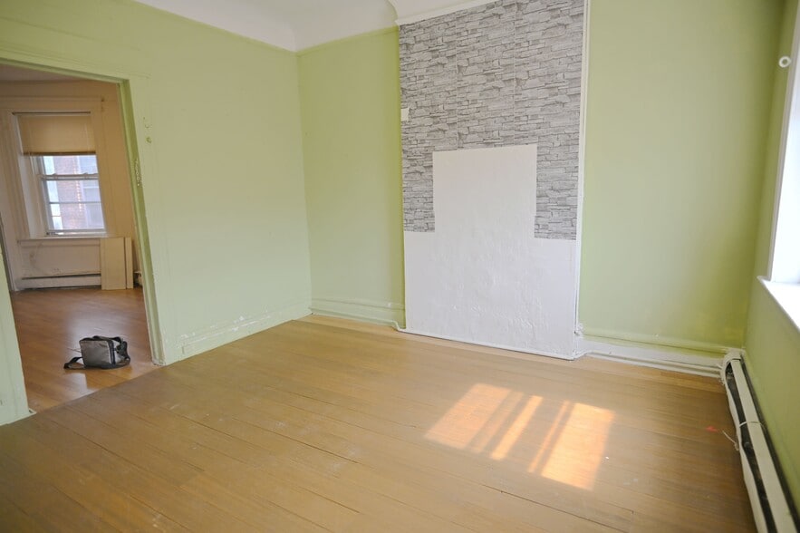 Building Photo - 1426 Springfield Ave