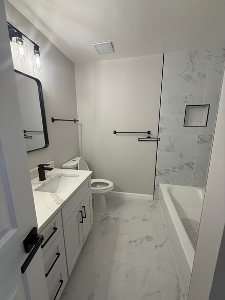 Bathroom - 3520 Golden Hill Dr