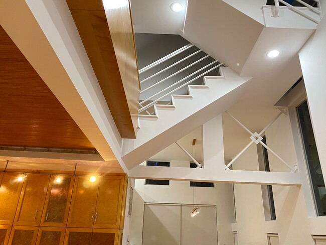 High ceilings and stairs to 2nd Floor - 1011 Pacific St