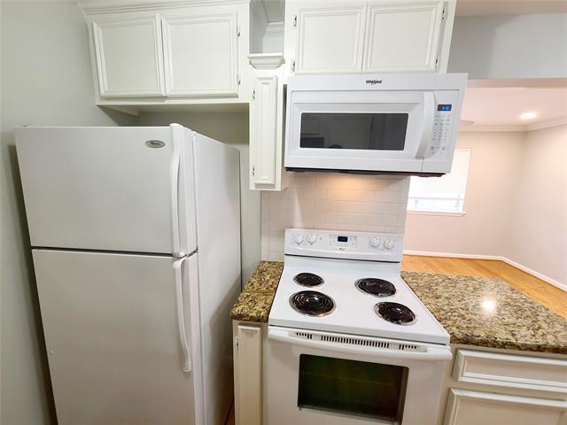 Building Photo - 4931 Junius St