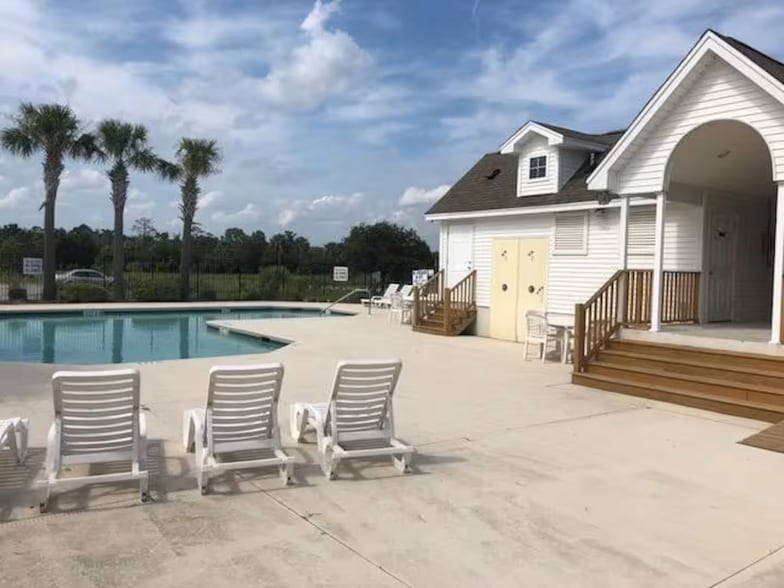 Pool - 301 Lanyard St