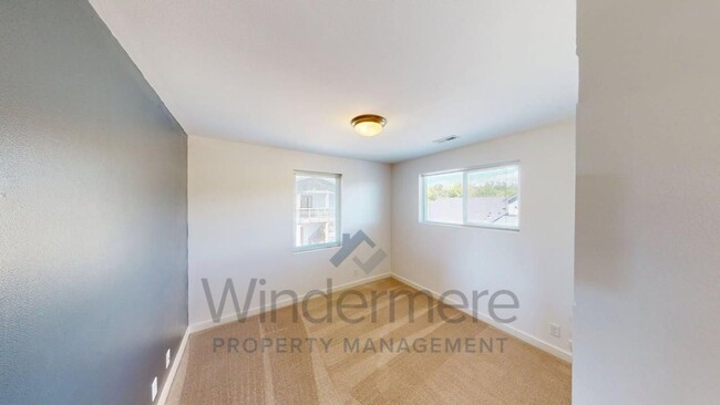Building Photo - prov2322