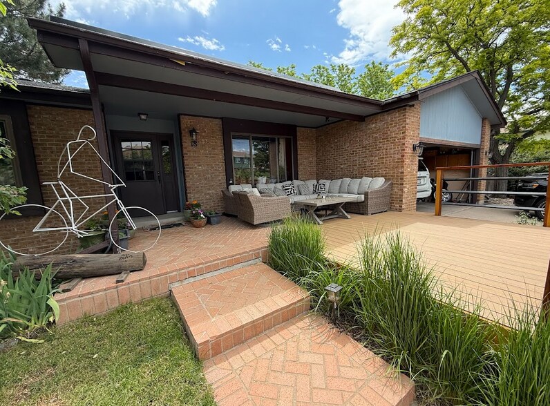 Building Photo - 18 S Zinnia Way