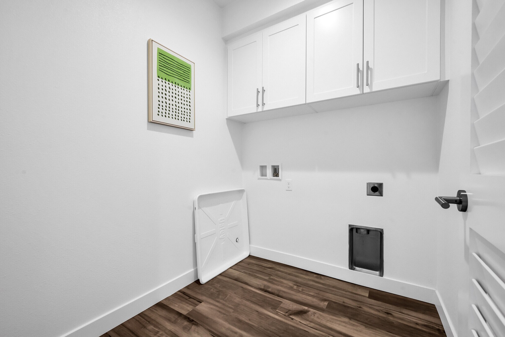 Building Photo - 107 Silang St