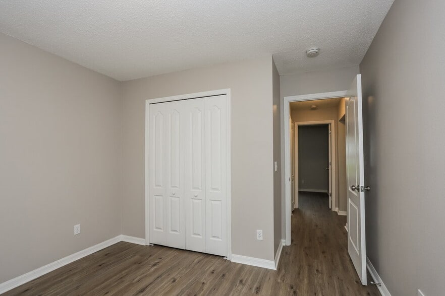 Building Photo - 5910 Erhardt Dr