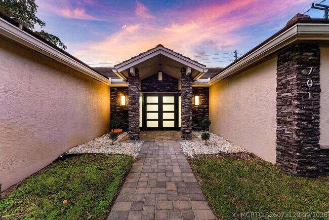 Building Photo - 701 Buoy Rd