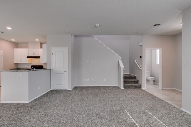 Building Photo - South West/ Mountains Edge 3 BD, 2.5 BA GATED COMMUNITY HOME