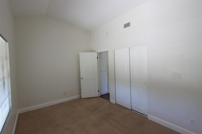 Building Photo - 24730 Cornstalk Rd