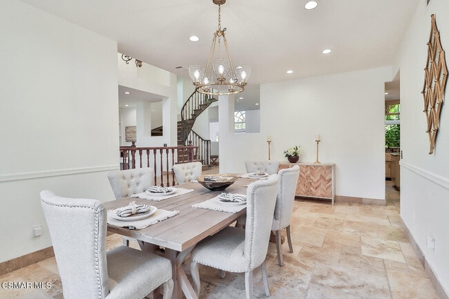 Building Photo - 2612 Yellowwood Dr