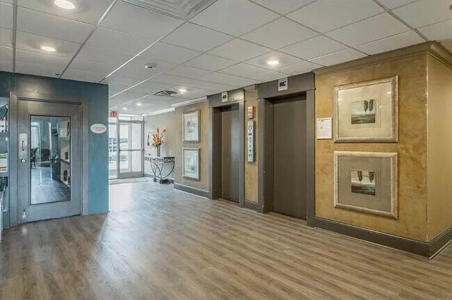 Building Photo - 1131 Stringers Ridge Rd