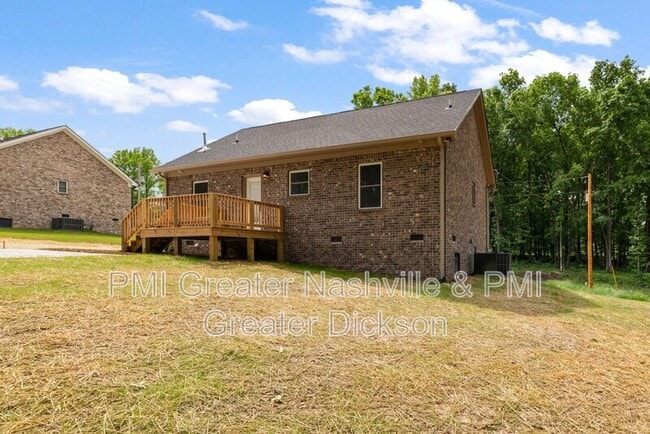 Building Photo - 218 Mike St