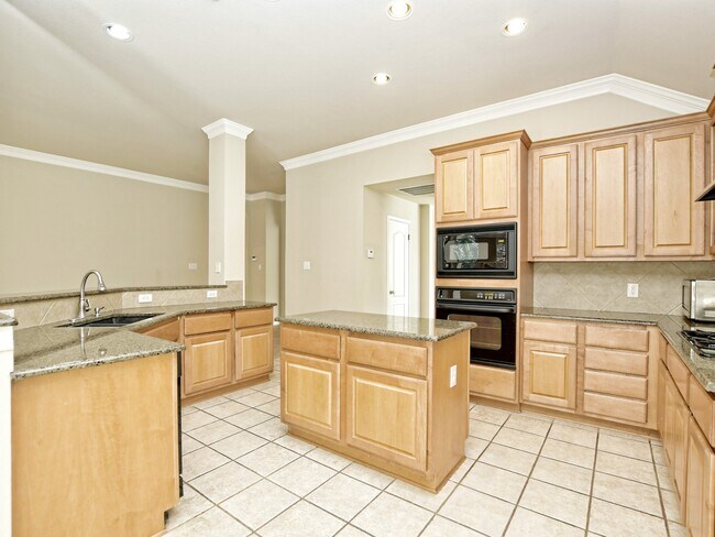 Building Photo - 1702 Buttercup Creek Blvd