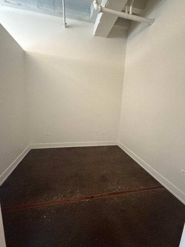 Building Photo - 28 E Adams St