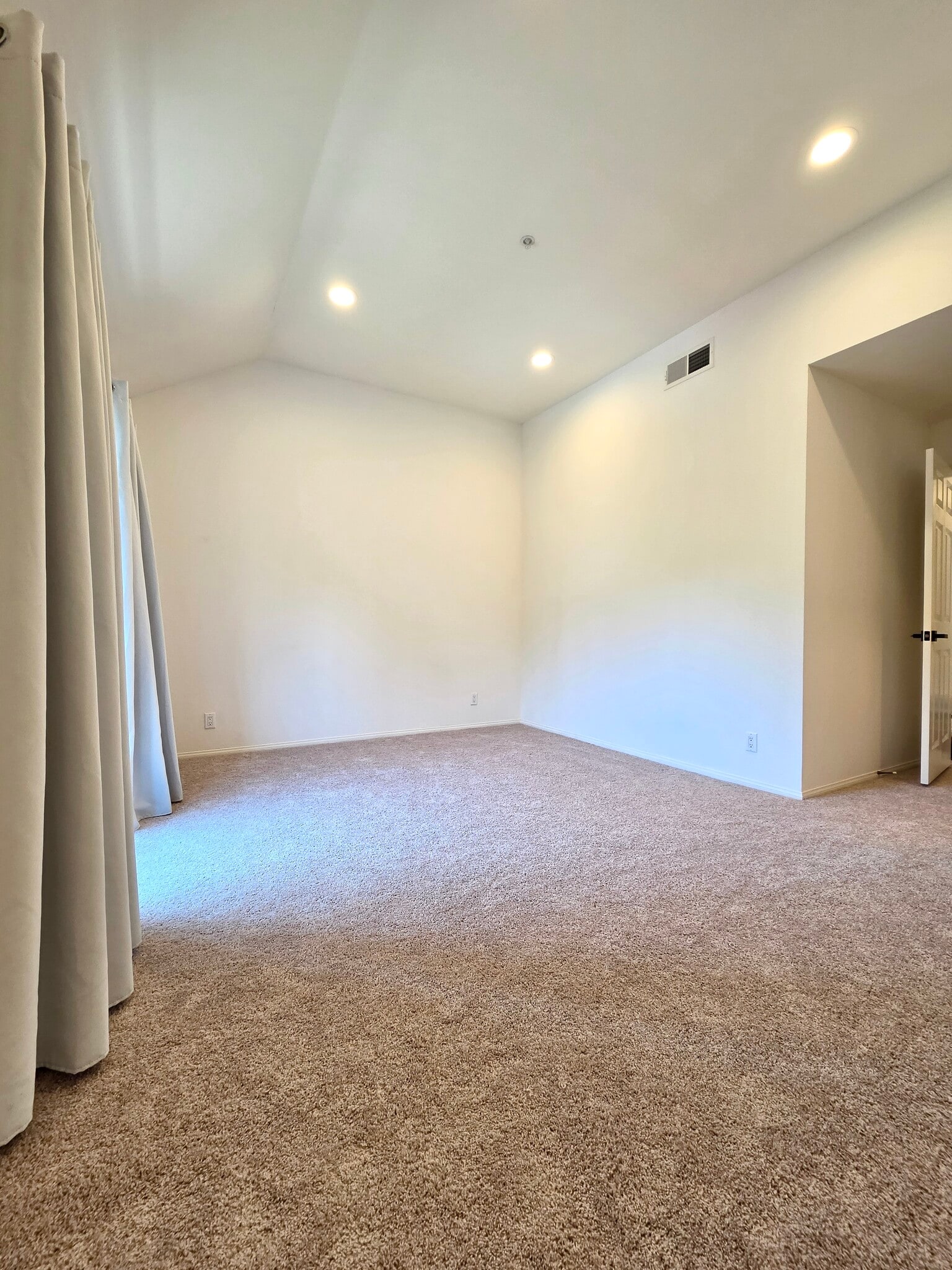 Building Photo - 1037 Arroyo Verde Rd