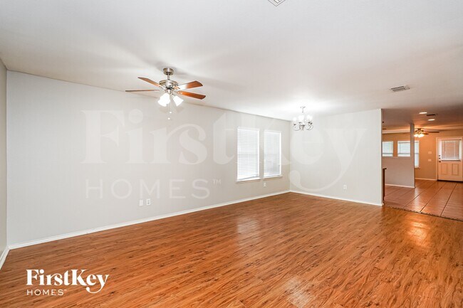 Building Photo - 12640 Shady Cedar Dr