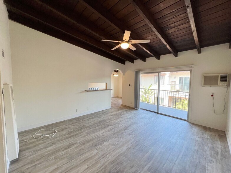 Building Photo - 3608 Keystone Av