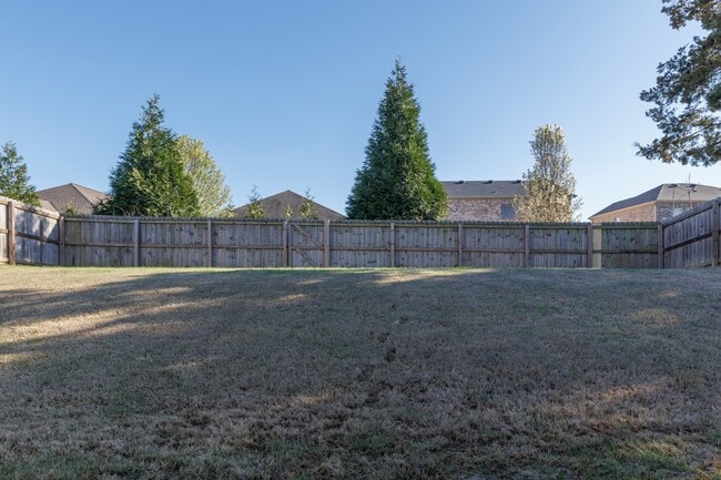 Building Photo - 2415 Bell Manor Dr SW