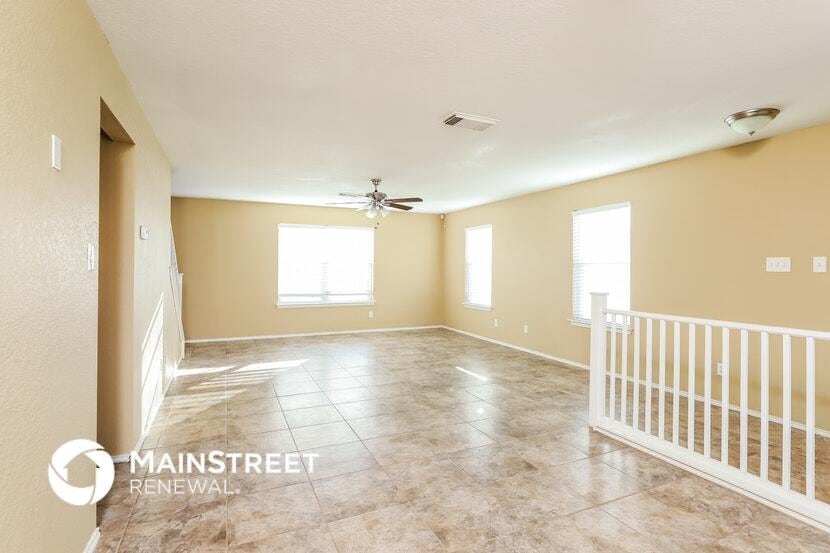 Building Photo - 428 Centroloma St