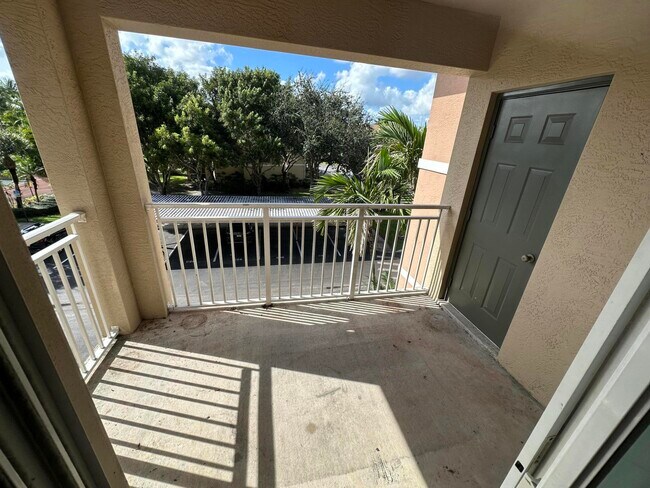 Building Photo - 6370 Emerald Dunes Dr