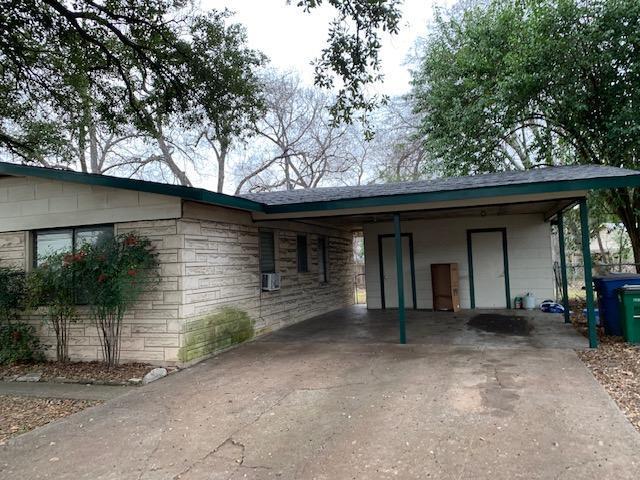 Building Photo - 6000 Grover Ave