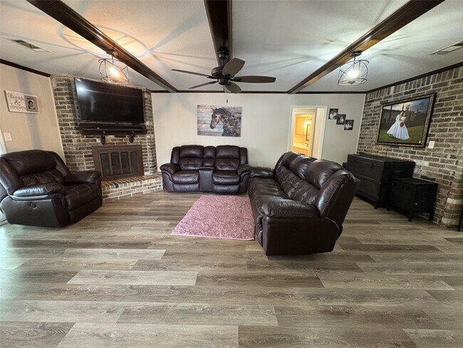 Building Photo - 21802 Rotherham Dr