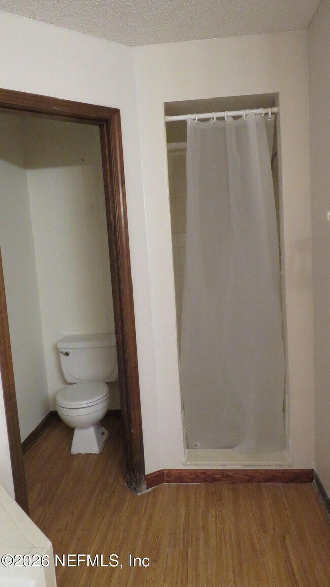 Building Photo - 1878 Shadow Ridge Trail