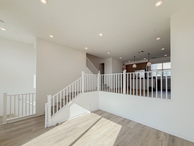 Building Photo - 10482 San Diego Mission Rd