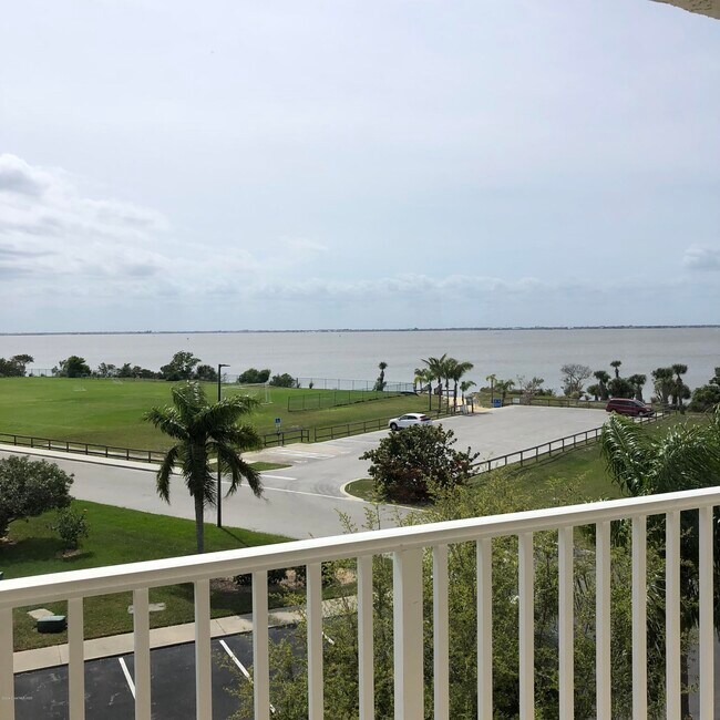 Building Photo - 8935 Puerto Del Rio Dr