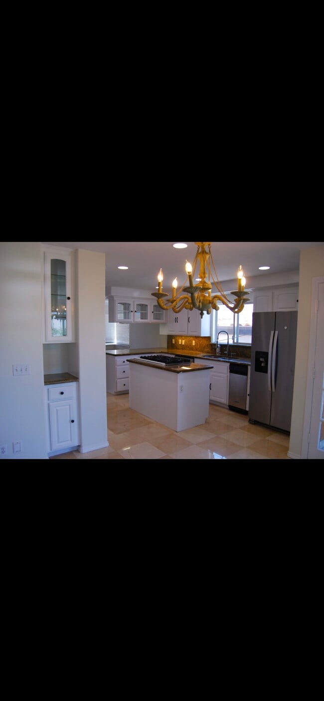 Building Photo - 4113 Highland Ave