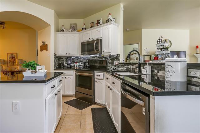 Building Photo - 909 Hunter Ln