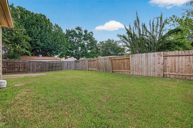 Building Photo - 18015 Oak Cottage Ct