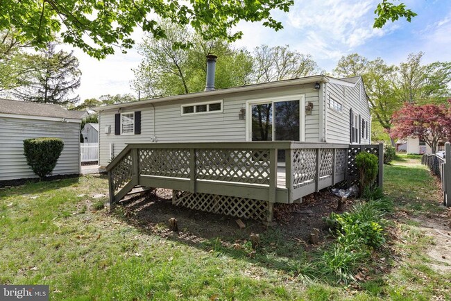 Building Photo - 1507 Clearbrook Ave