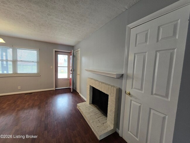 Building Photo - 2831 Goose Creek Rd