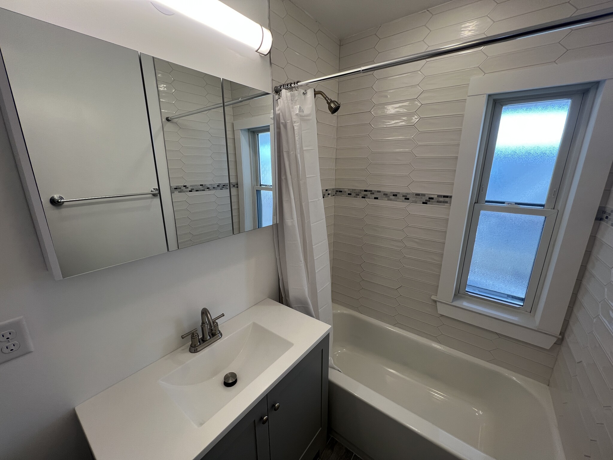 Building Photo - 2 Gilson Ter