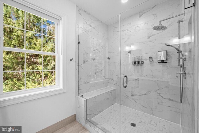 Building Photo - 3803 Estel Rd