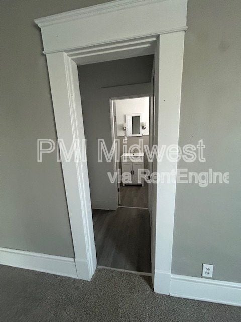 Building Photo - 2516 S Washington St