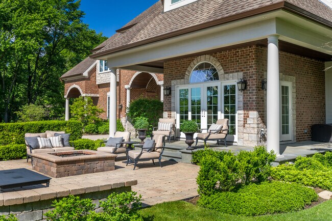 Building Photo - 1091 Johnson Dr