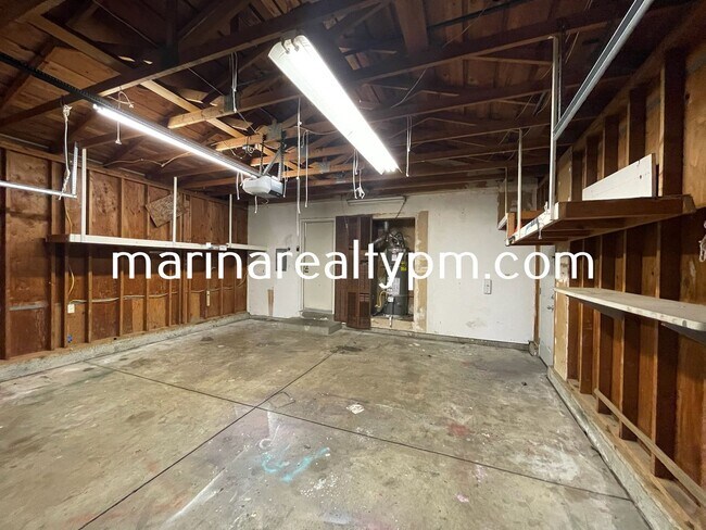 Building Photo - 2 bed 2 bath single family home in established neighborhood in City of Suisun