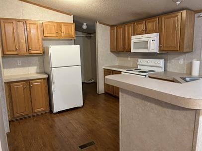 Building Photo - 44 Beach Crest Rise