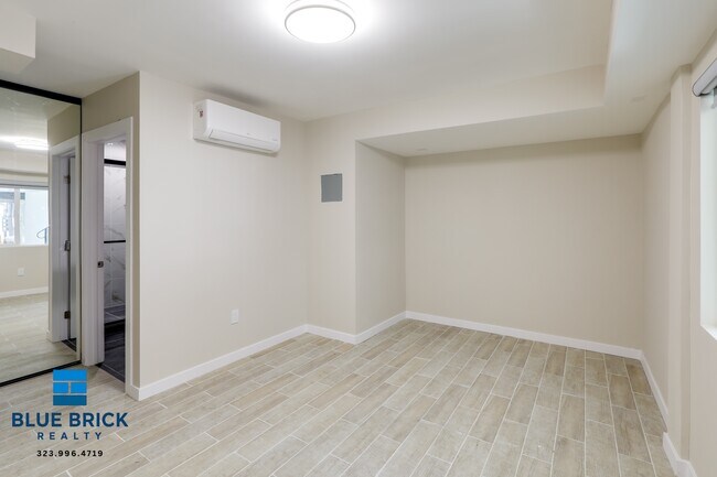Building Photo - 1035 Hayworth Ave