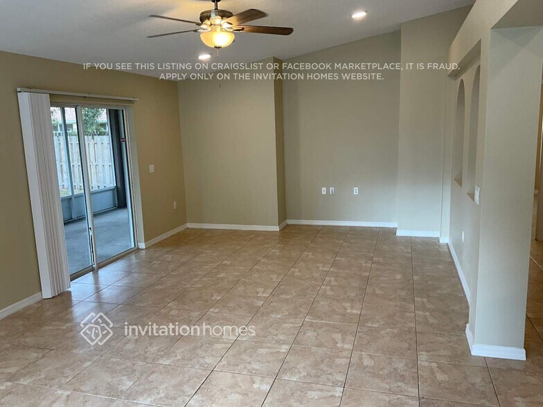 Building Photo - 1808 Maeve Cir