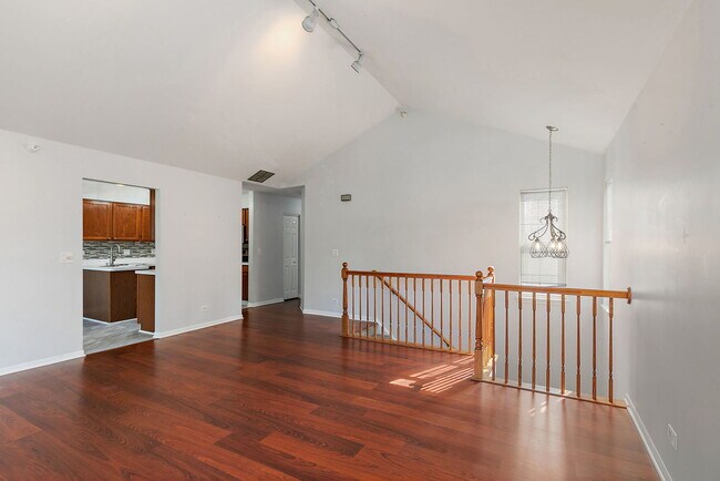 Building Photo - 1441 Orleans Dr