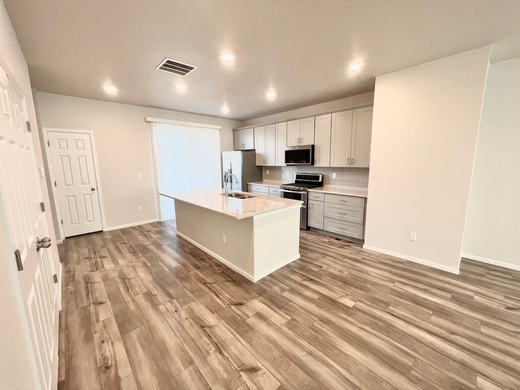 Kitchen 18' by 12' 6" - 13735 Del Corso Way