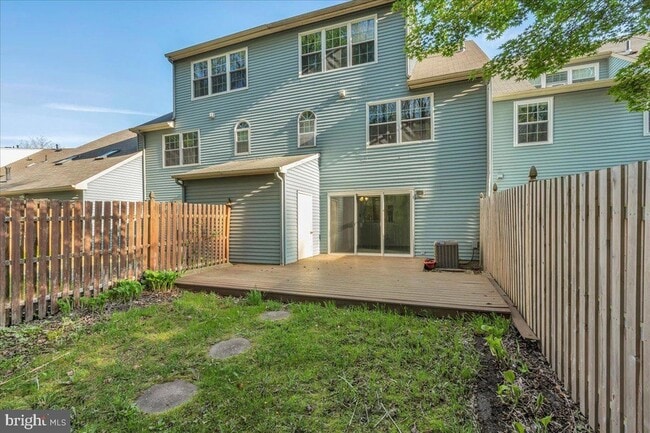 Building Photo - 506 Hazelwood Ln