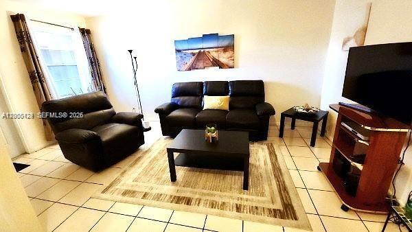 Building Photo - 2145 Pierce St