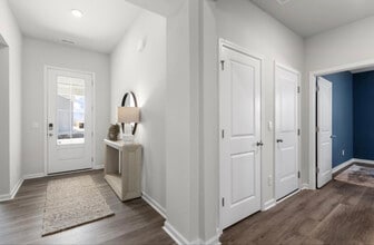 Building Photo - 5052 round head Dr