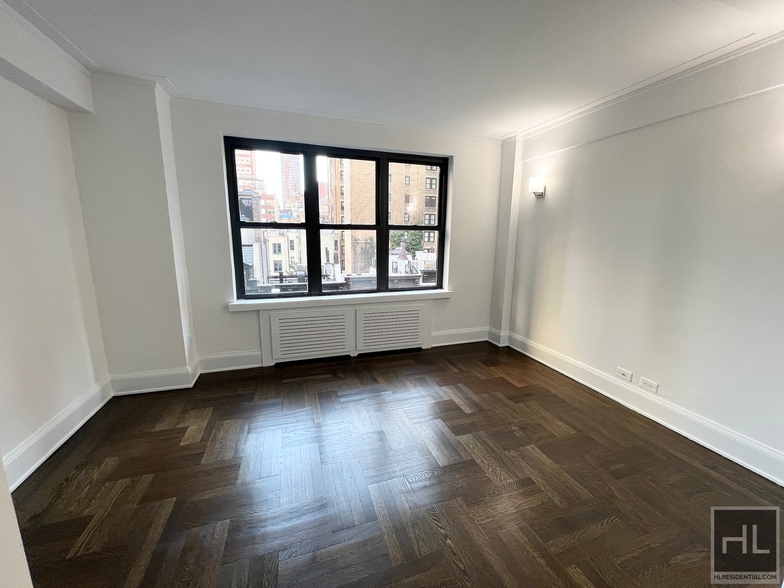Building Photo - EAST 38 STREET