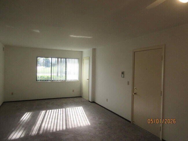 Building Photo - N111W15780-W15780 Vienna Ct